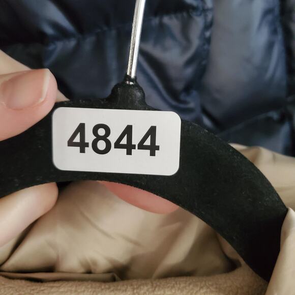 Ann Taylor Jacket Womens Medium Beige Down Puffer Short Coat Fleece Lined - Picture 11 of 11